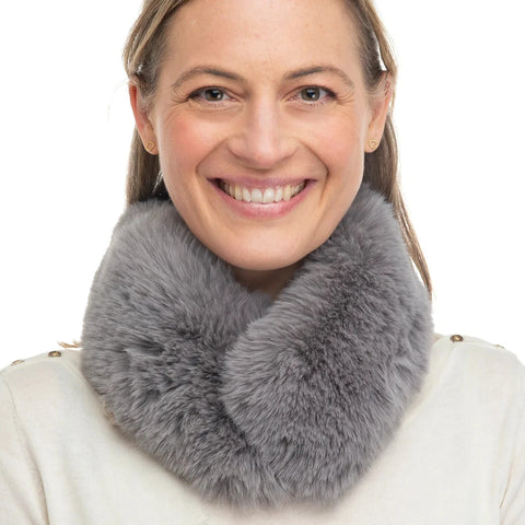 Agala Faux Fur Collar in Grey