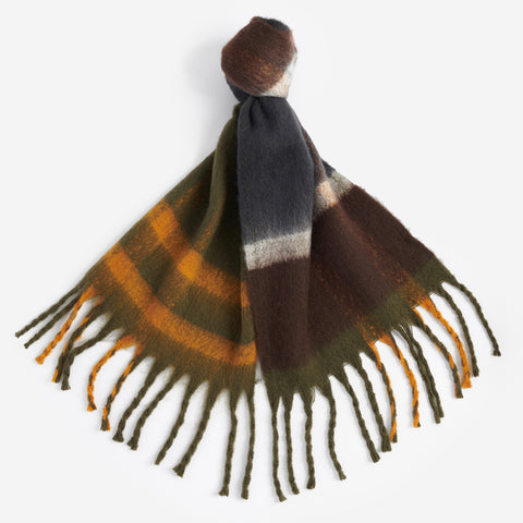 Barbour Isla Boucle Scarf in Classic Tartan