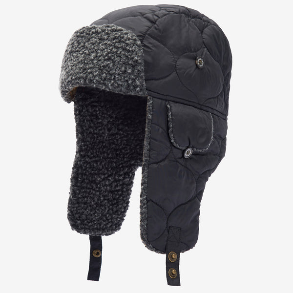 Barbour Men's Sandbay Quilted Trapper Hat in Black