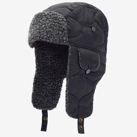 Barbour Men's Sandbay Quilted Trapper Hat in Black
