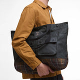 Barbour Field Waxed Tote Bag in Sage/Classic Tartan