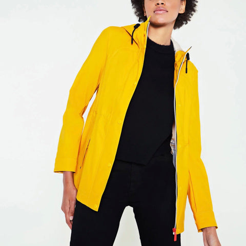 Hunter Women's Original Lightweight Waterproof Jacket in Yellow
